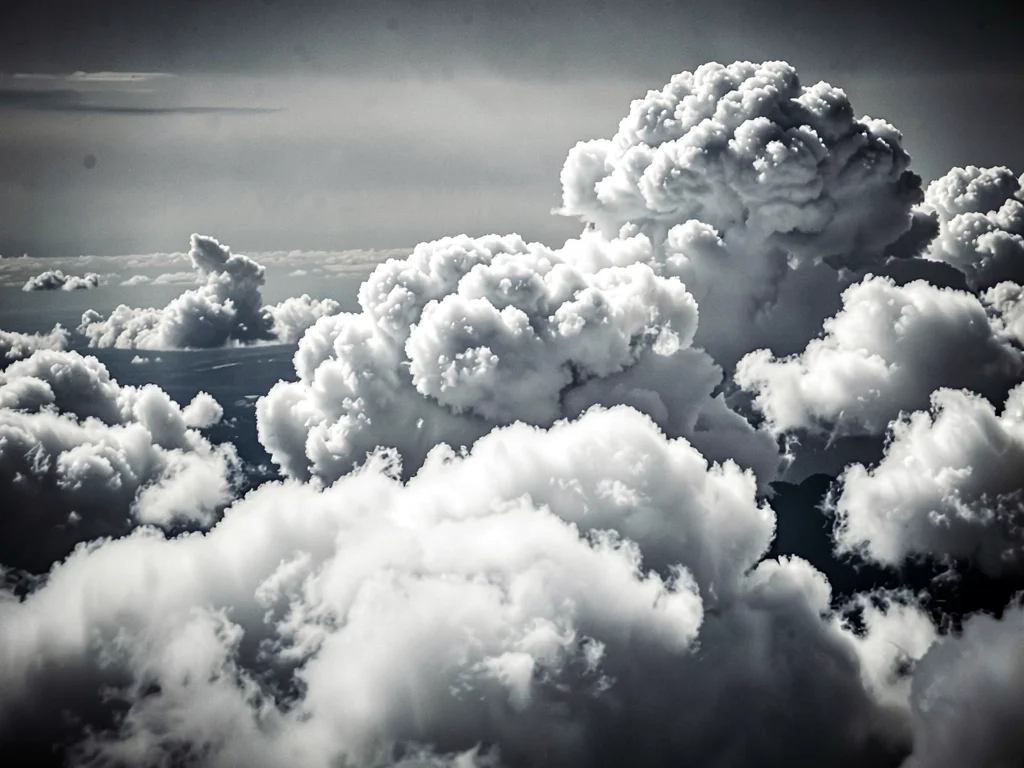 Dissolving cumulus showing cellular structure as it evaporates