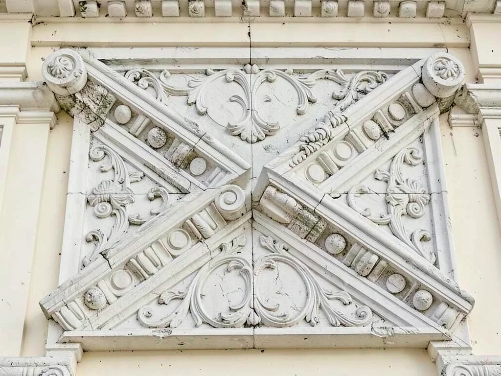 Architectural detail repetition