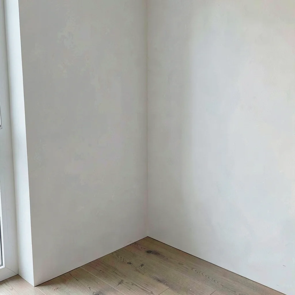Minimal interior corner