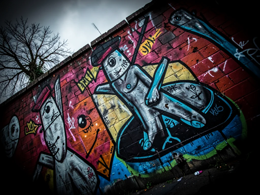 Graffiti wall dynamic angle