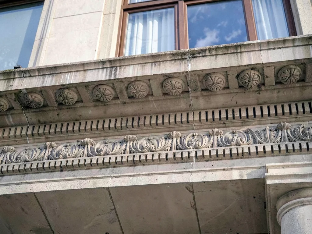 Historic cornice rhythm