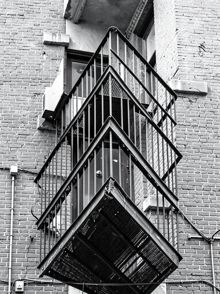 Fire escape zigzag pattern